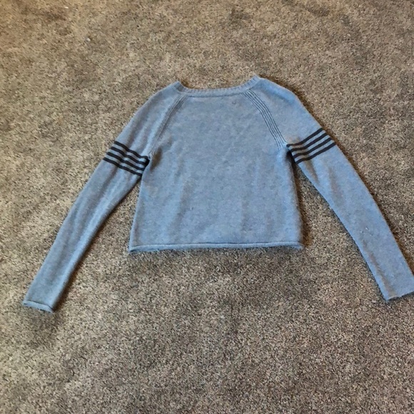 Cute grey sweater - Picture 4 of 4